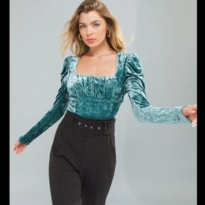 Flying Tomato Velvet Puff Sleeve Top Size XS Cropped